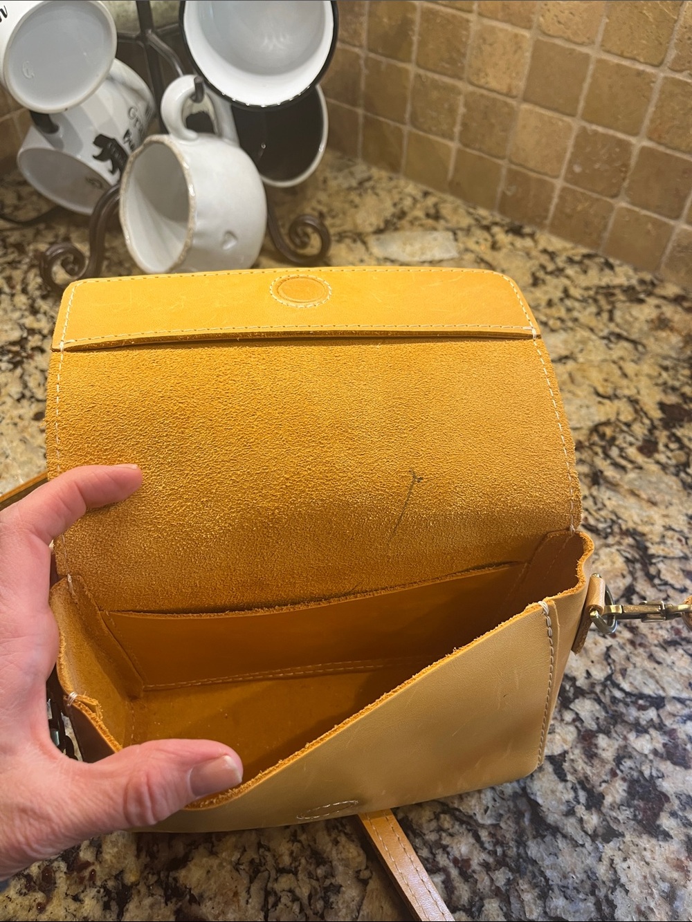 Portland Leather Yellow-Tan Crossbody Bag - Picture 3 of 5